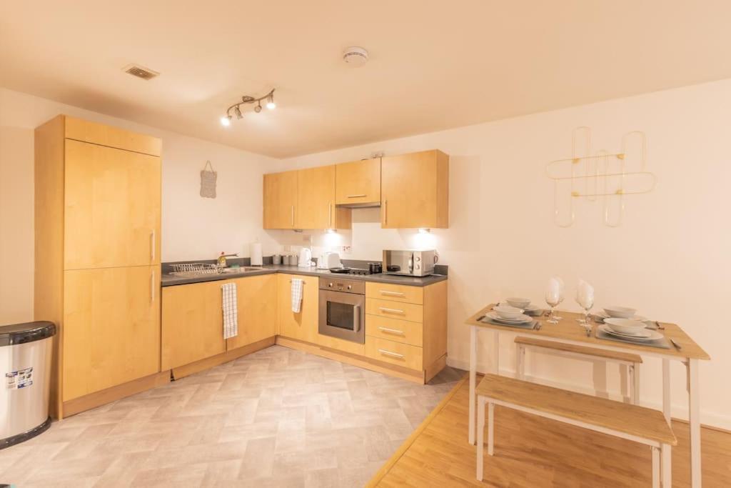 Cosy, Modern City Centre Apartment Free Parking Leicester Exterior photo